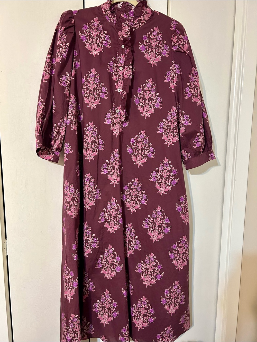 entro Plum Floral Long Sleeve Midi Dress with Pink Print
